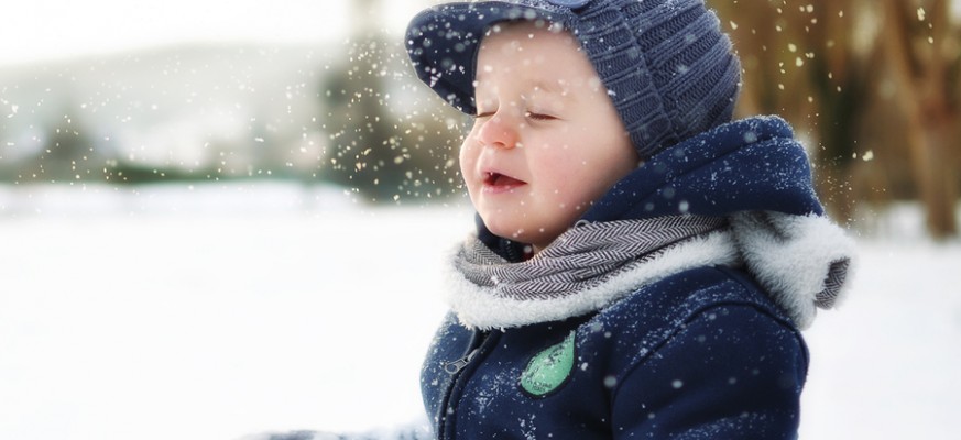 Kako naviknuti bebu na hladnoću i čega se pridržavati?!